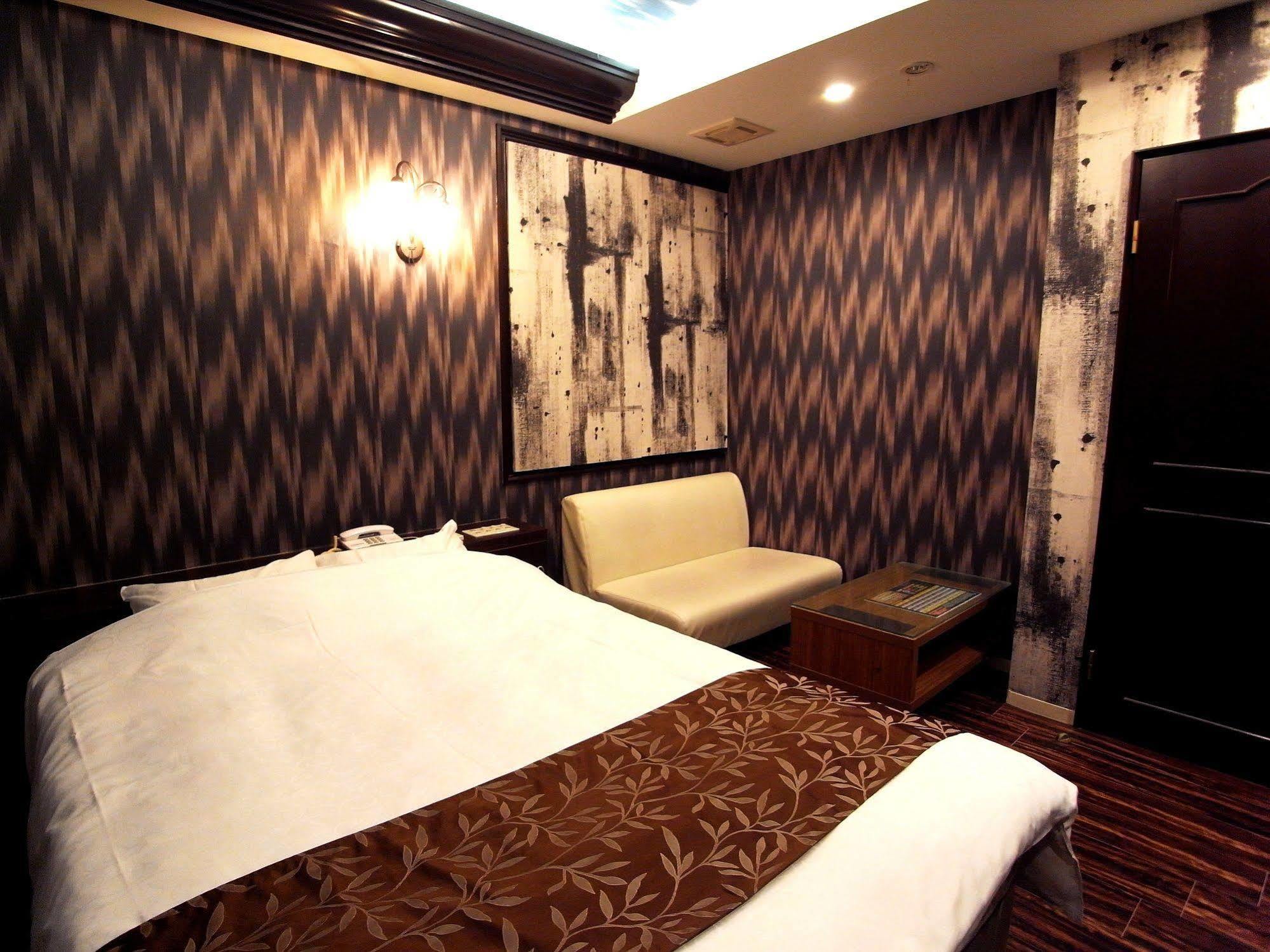 ホテル カルネヴァール 男塾ホテルグループ (Adults Only) Himeji Dış mekan fotoğraf